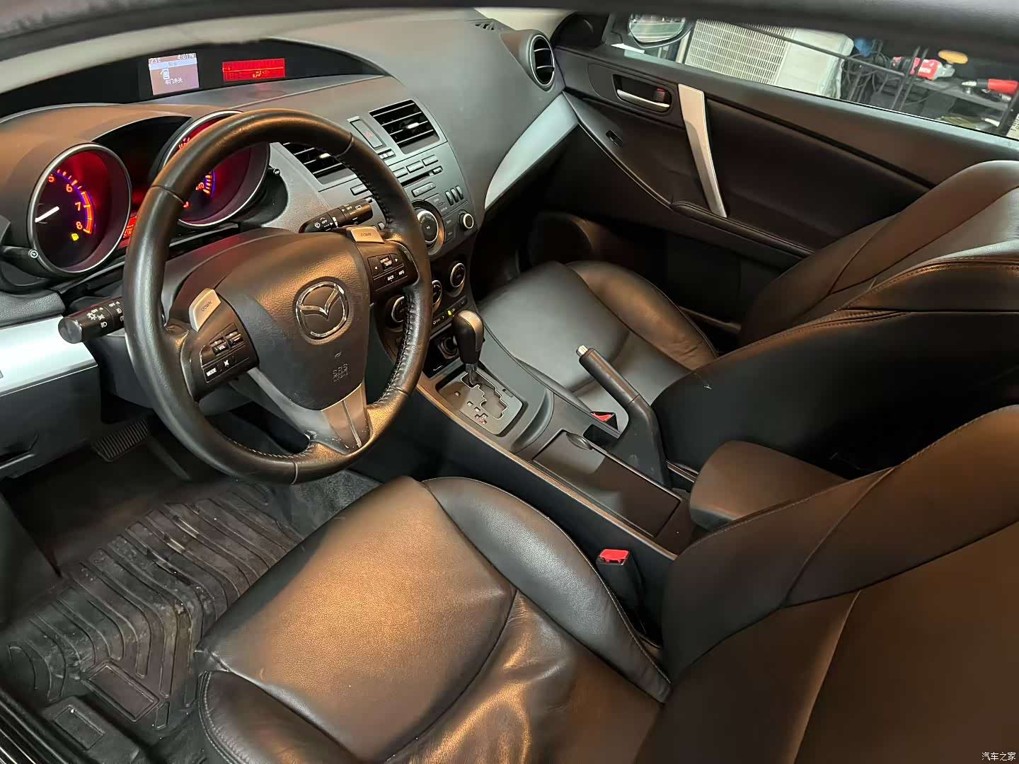 Mazda 3, 2013 7