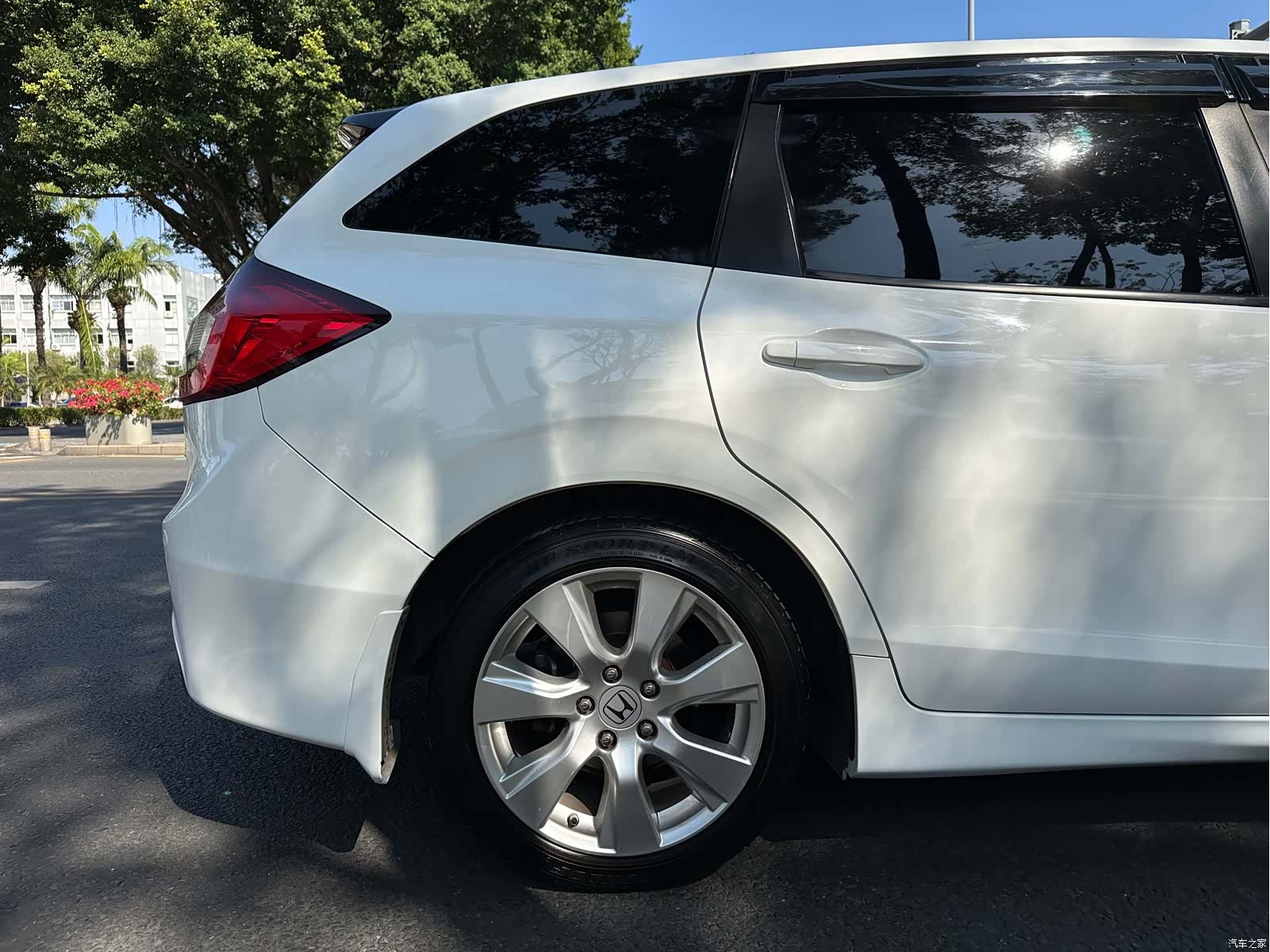 Honda Jade, 2014 27