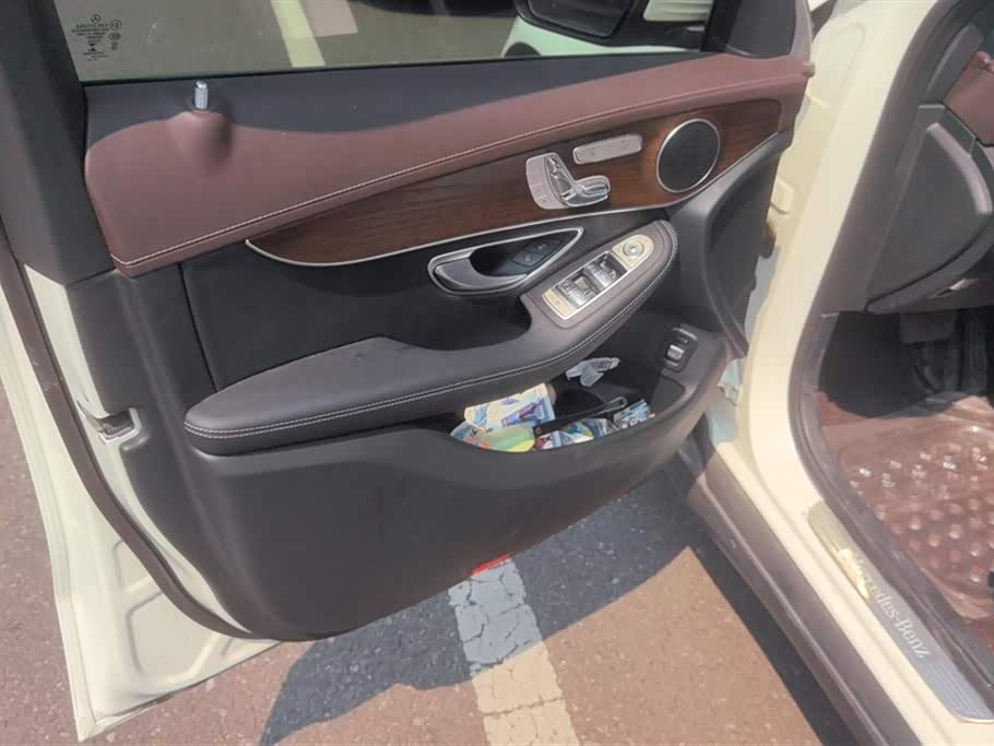 Mercedes-Benz GLC Mercedes-Benz GLC