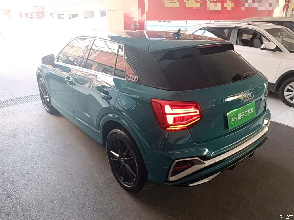 Audi Q2L, 2022 все фото