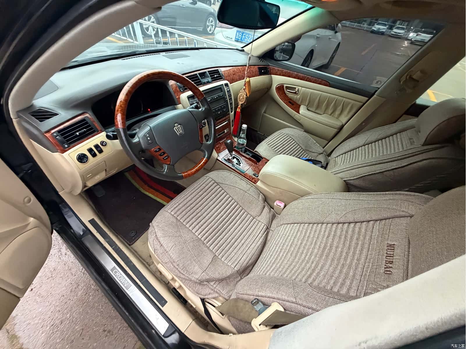 Toyota Crown, 2007 3