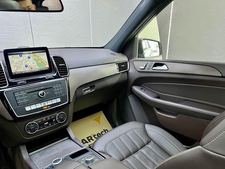 Mercedes-Benz GLE Mercedes-Benz GLE