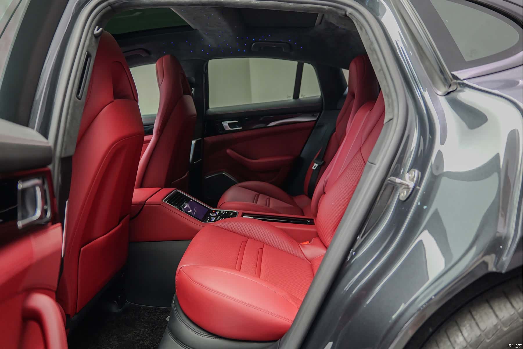 Porsche Panamera, 2018 7