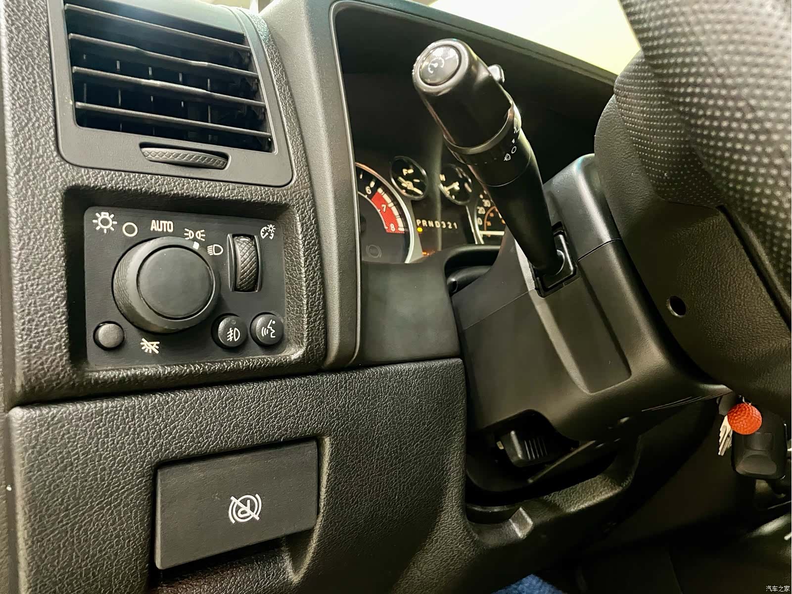 Hummer H3, 2006 16