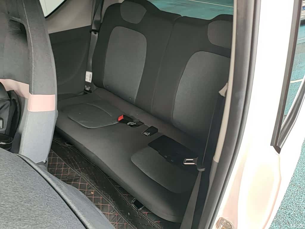 Wuling MINIEV, 2022 17