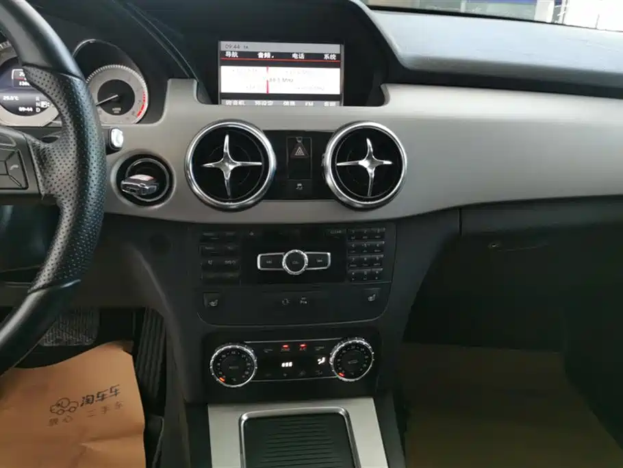 Mercedes-Benz GLK class