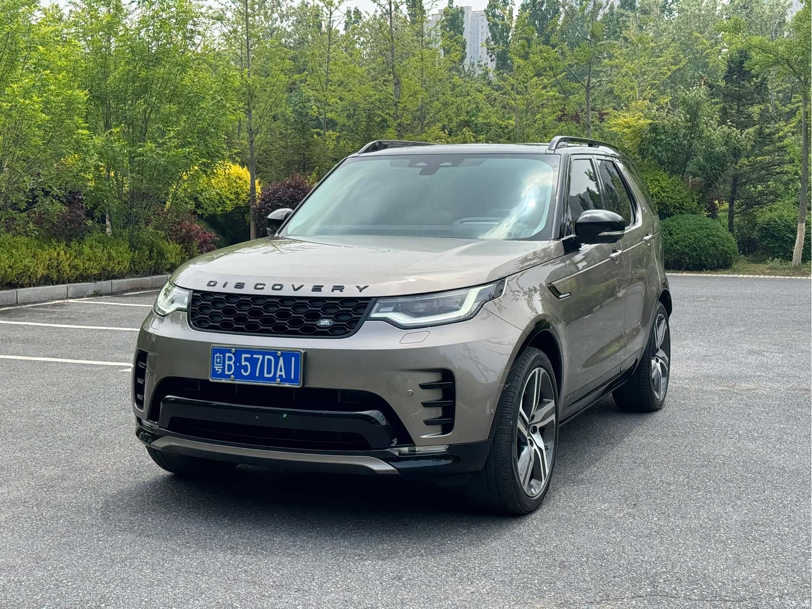 Land Rover Discovery, 2021 1