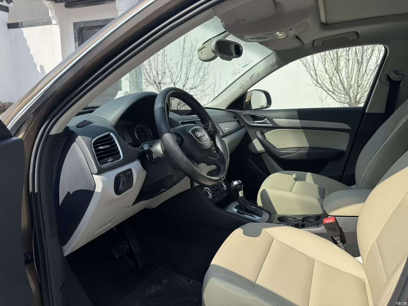 Audi Q3, 2014 4