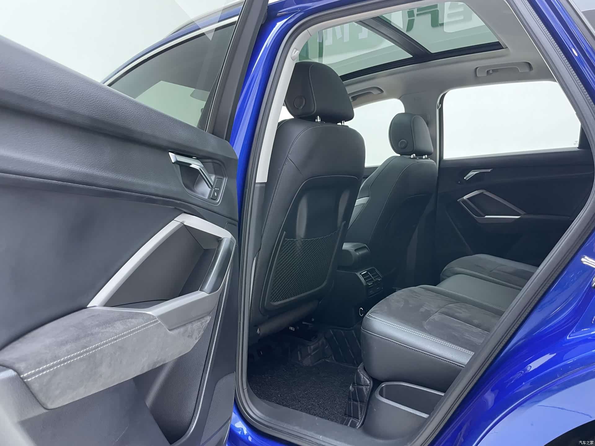 Audi Q3, 2022 19