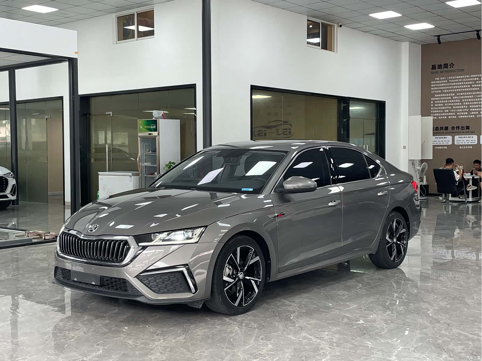 Skoda Octavia, 2022 1