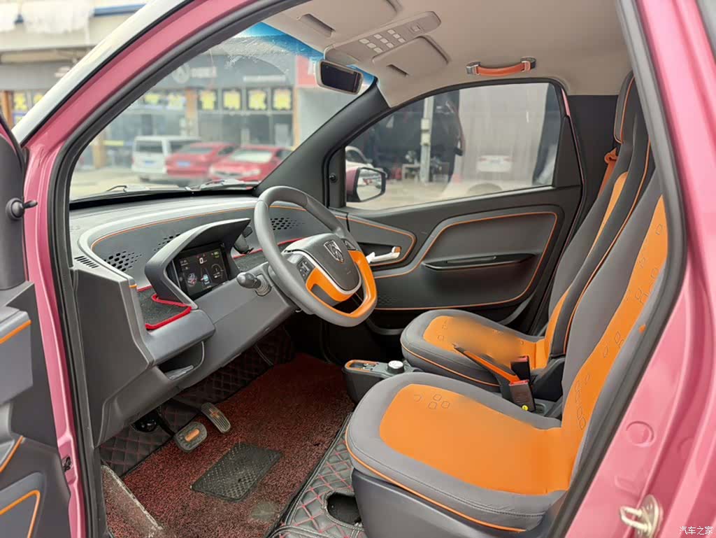 Wuling E100, 2020 19