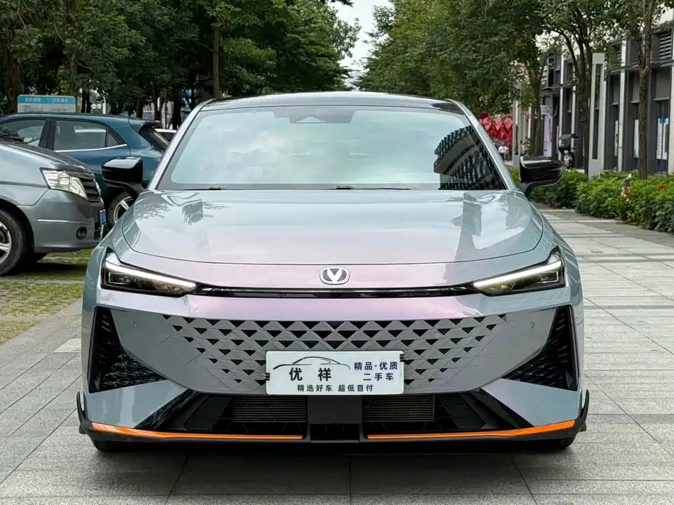 Changan UNI-V