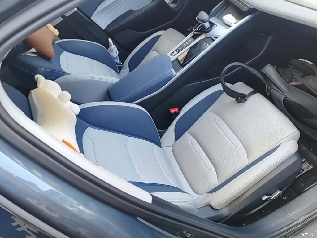 Geely Preface, 2022 25