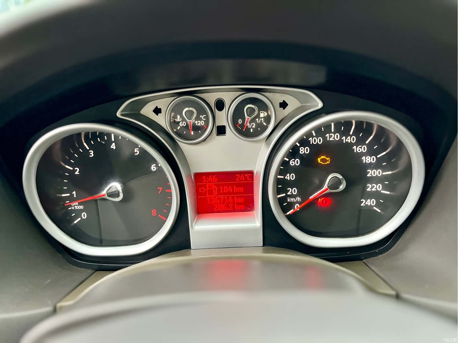 Ford Focus, 2011 29