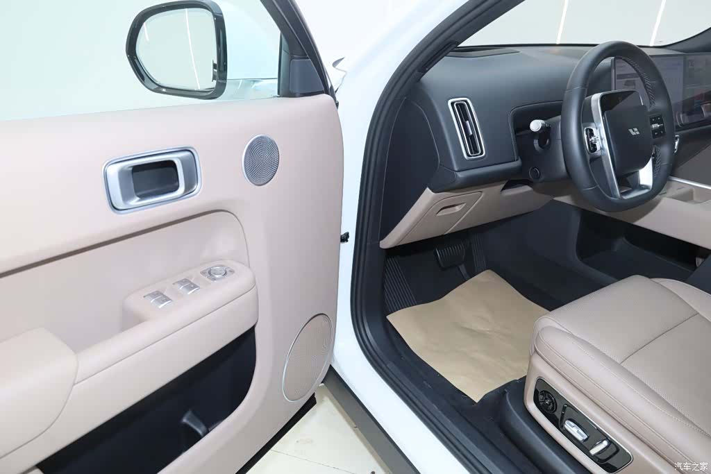 Li Auto L8, 2026 10