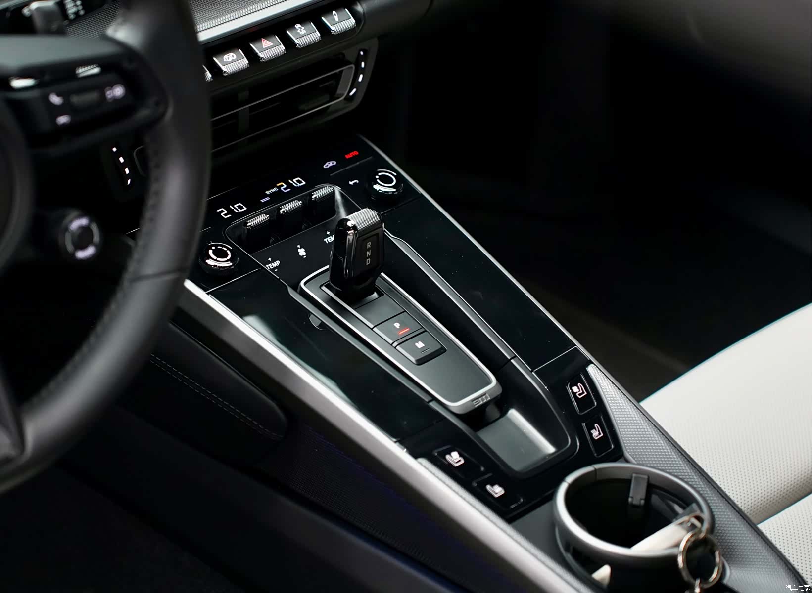 Porsche 911, 2023 12