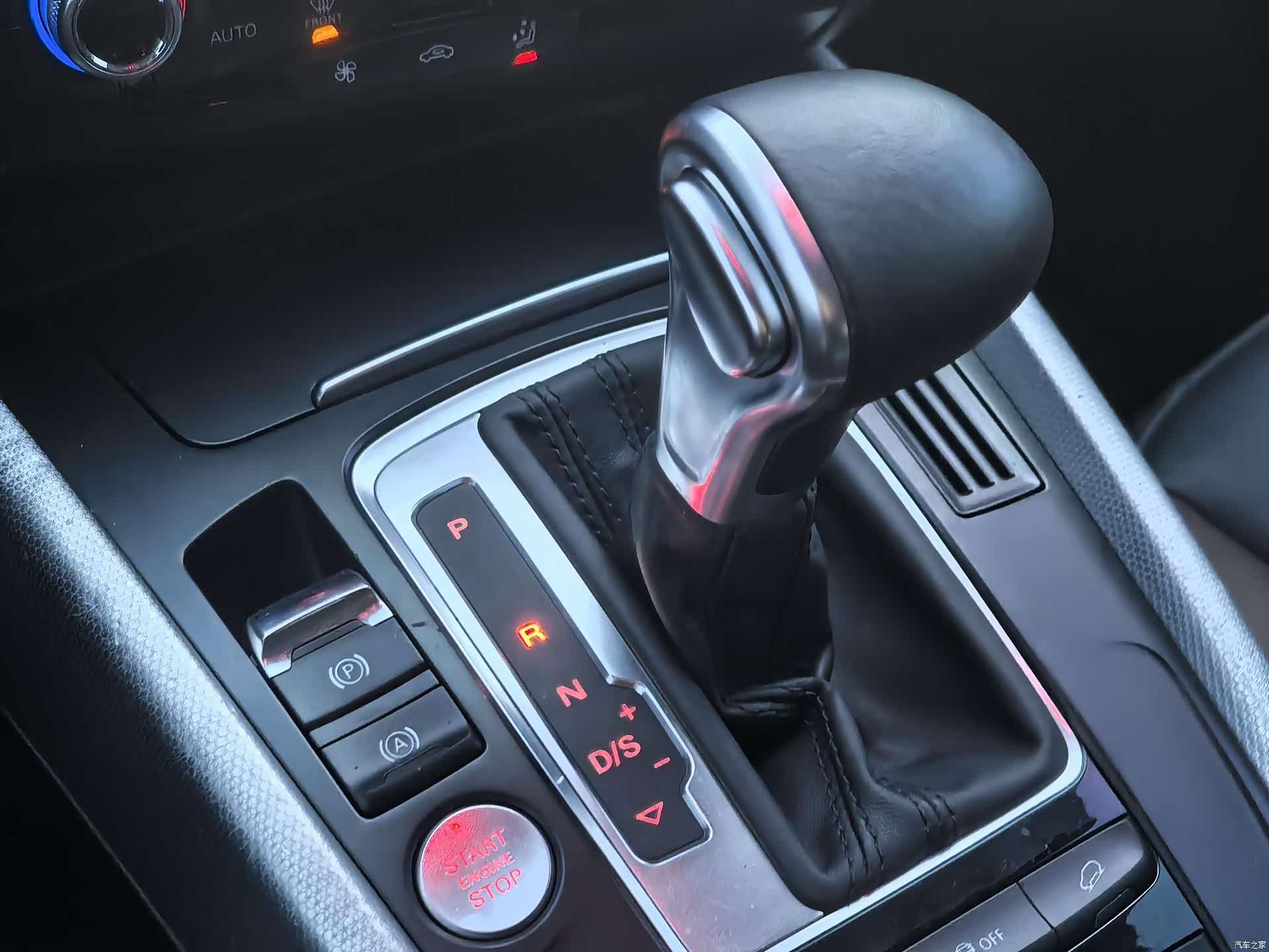Audi Q5, 2018 все фото