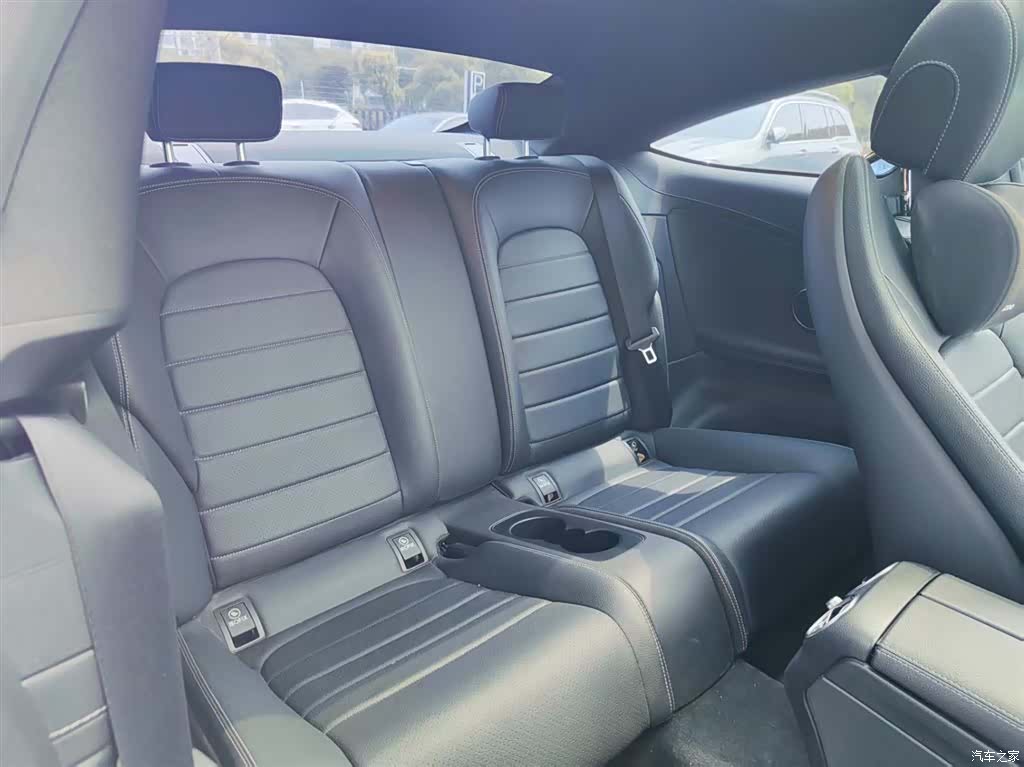 Mercedes-Benz C-Class, 2020 16