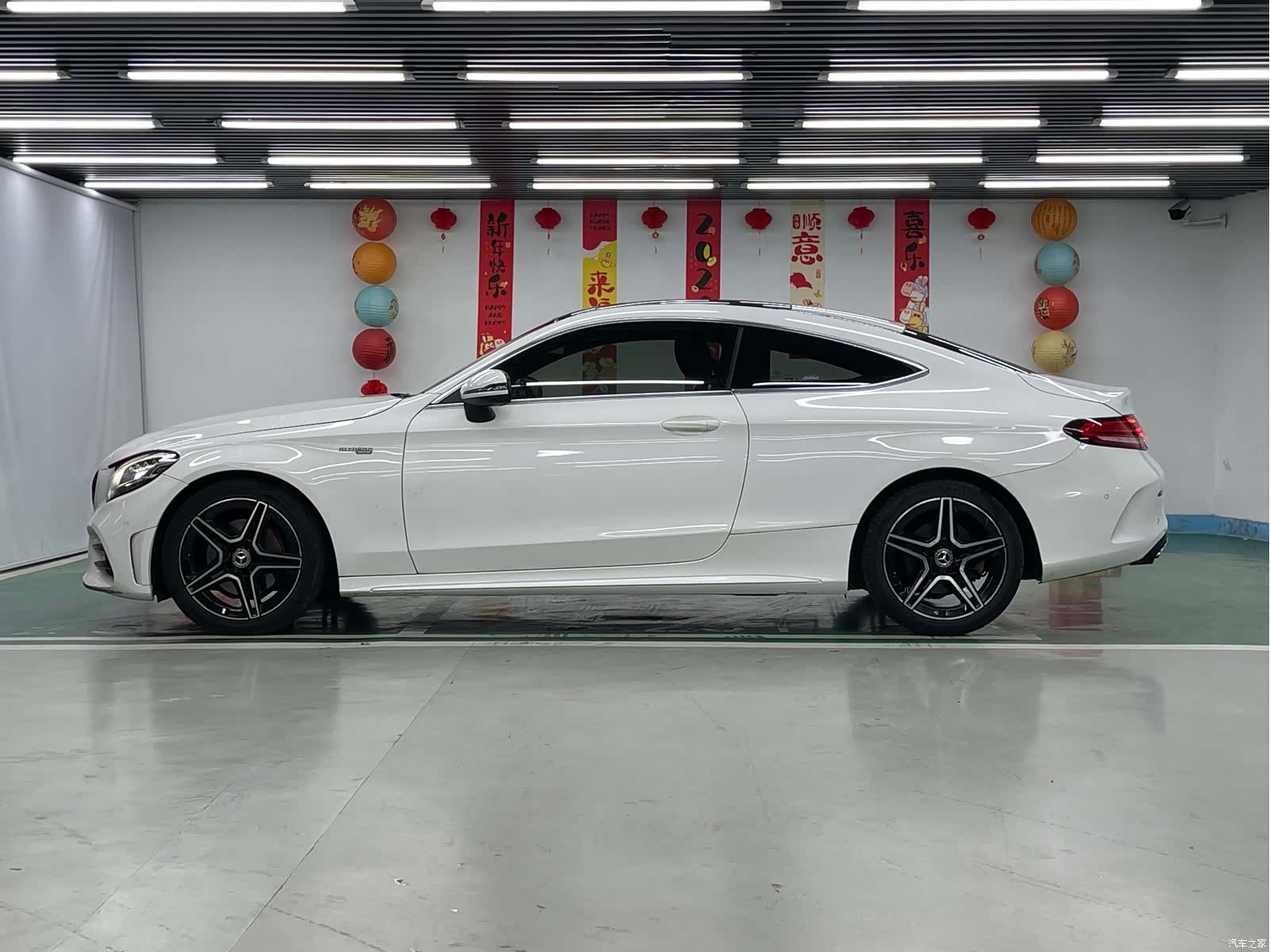 Mercedes-Benz C-Class, 2019 4