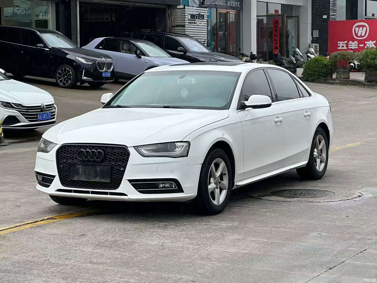 Audi A4L, 2013 1