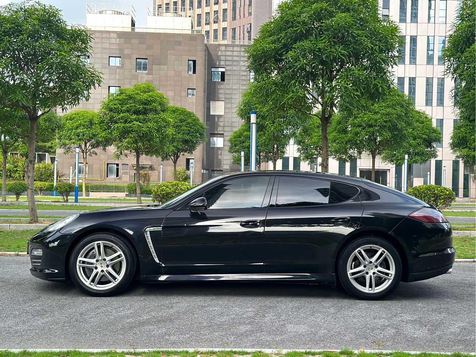 Porsche Panamera, 2013 4