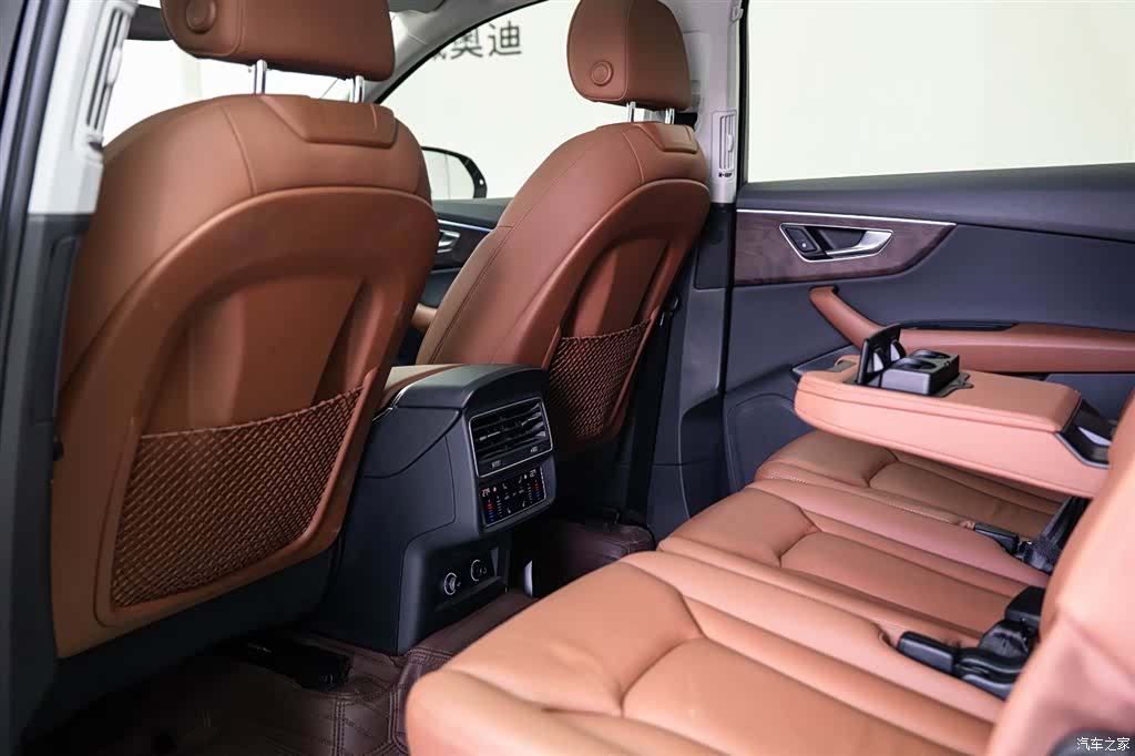 Audi Q7, 2020 7