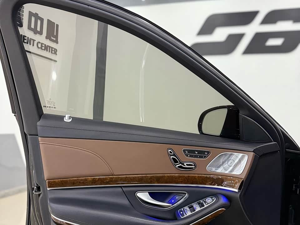 Mercedes-Benz S-class Mercedes-Benz S-class