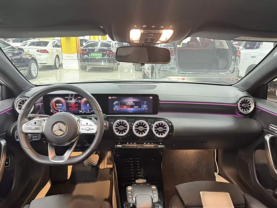 Mercedes-Benz Class A Mercedes-Benz Class A
