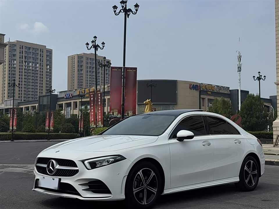 Mercedes-Benz Class A Mercedes-Benz Class A
