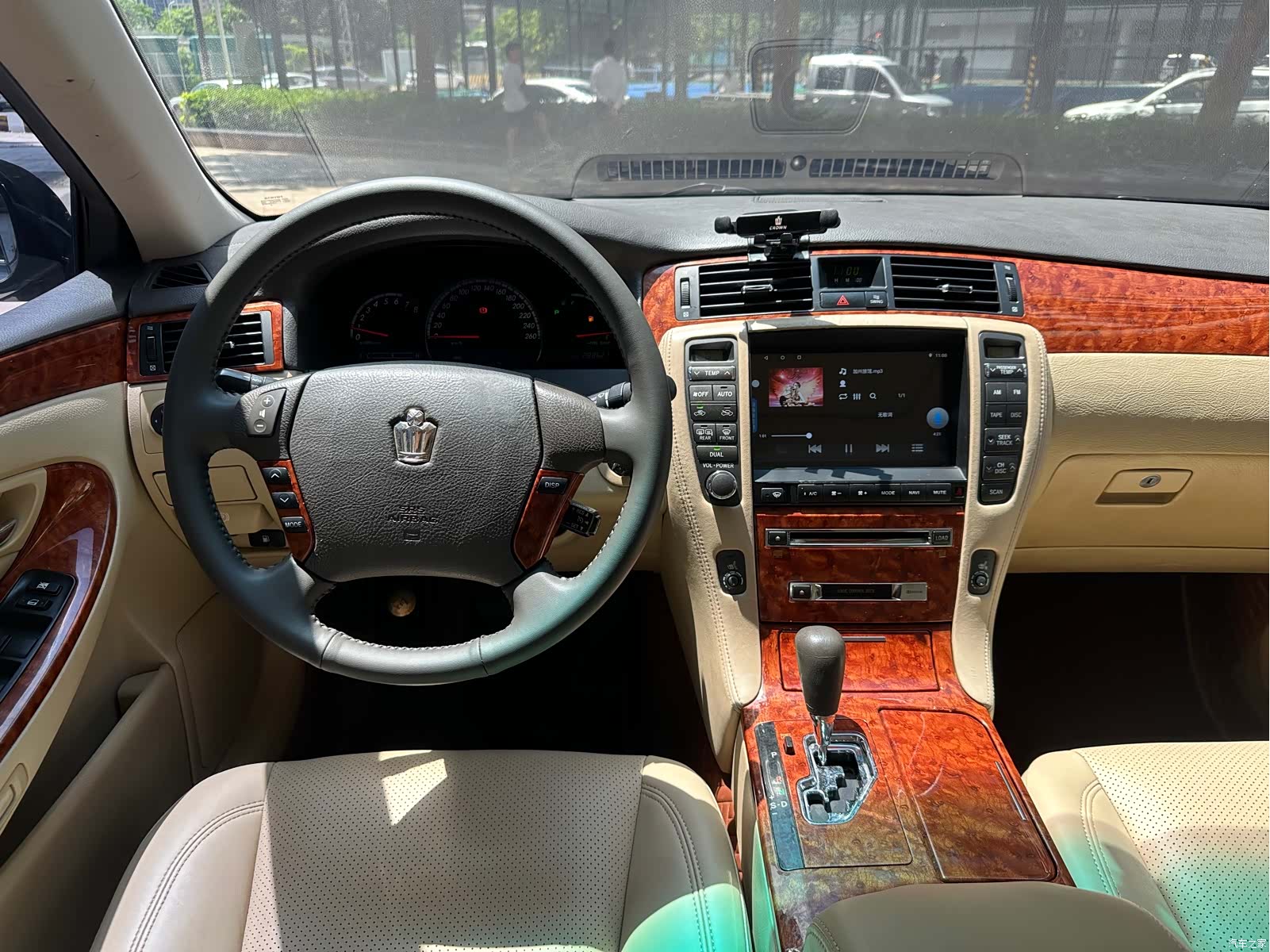 Toyota Crown, 2008 13