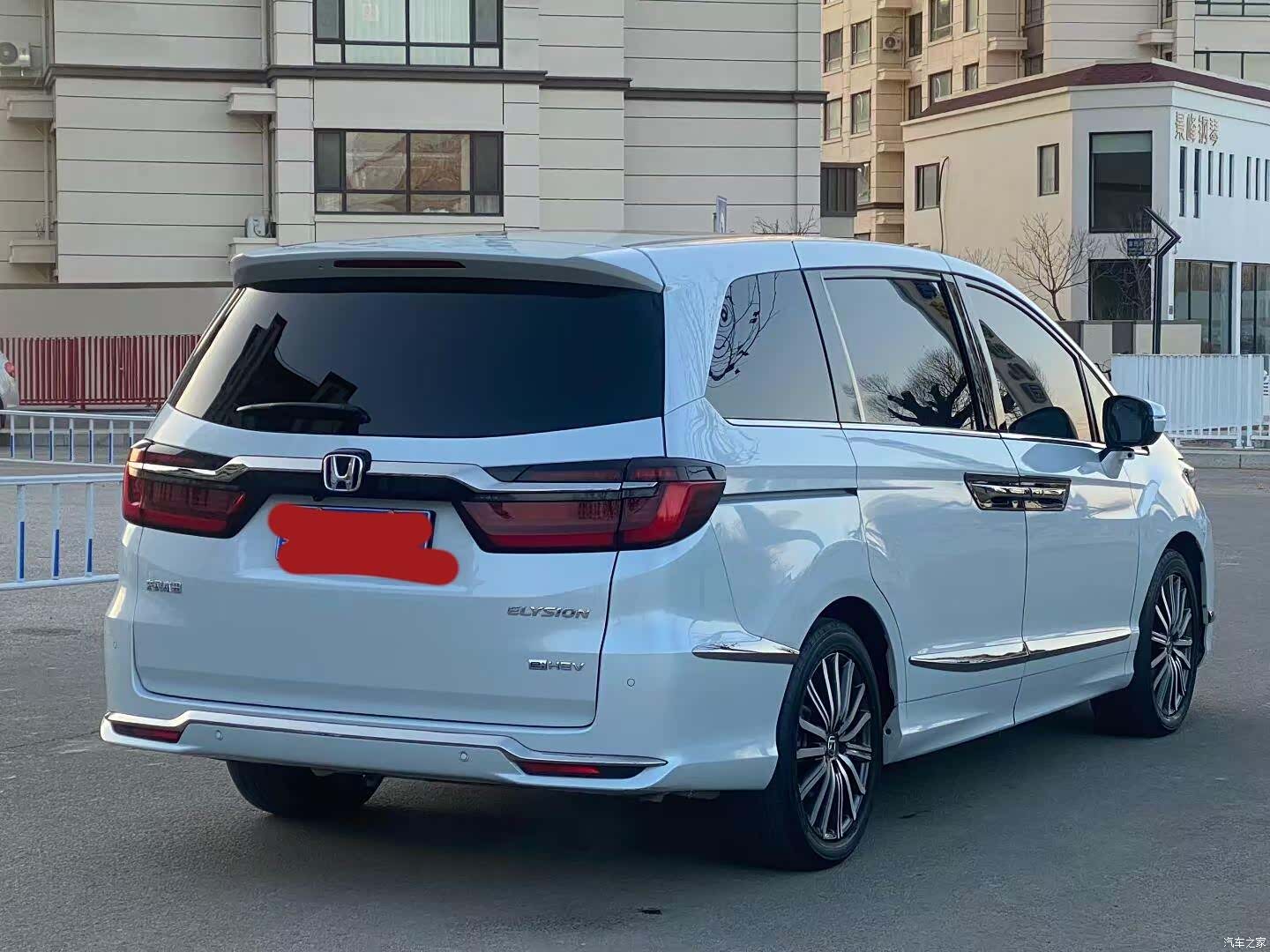 Honda Elysion, 2025 6