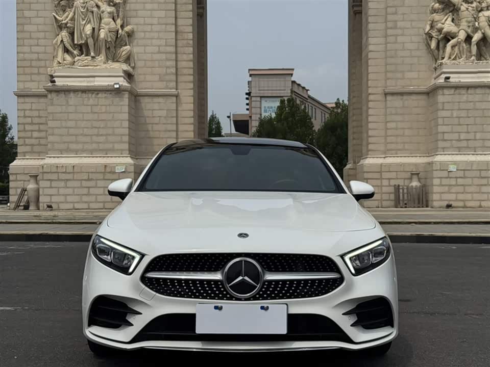 Mercedes-Benz Class A Mercedes-Benz Class A