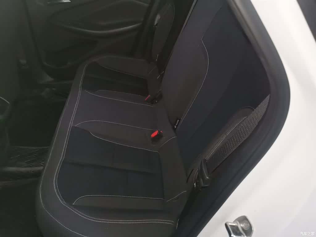 Buick Verano, 2023 17