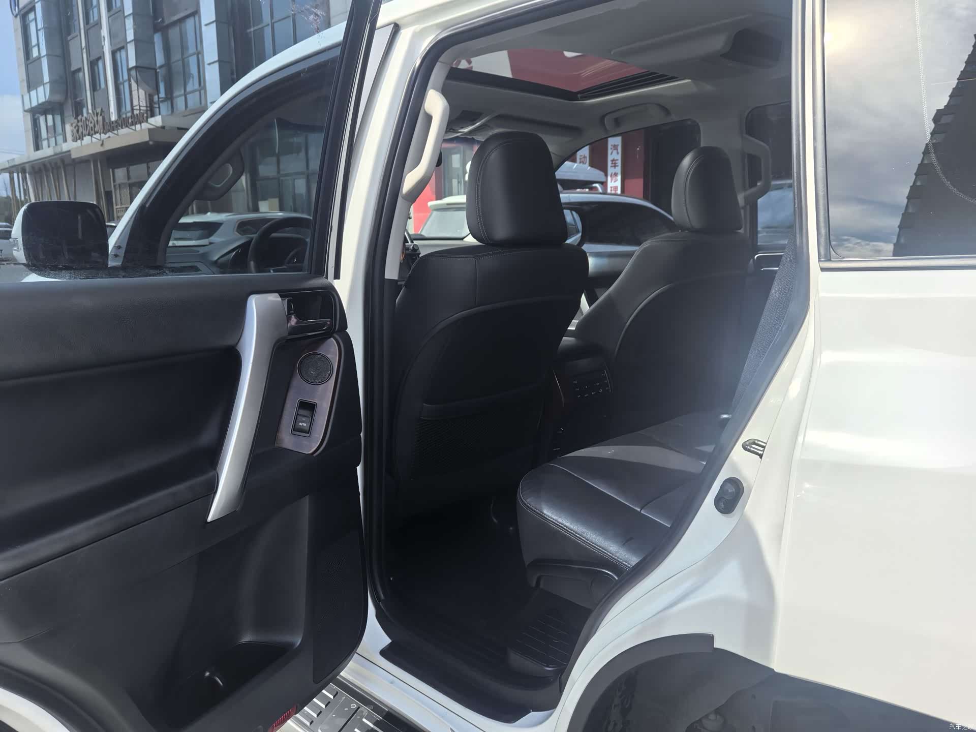 Toyota Prado, 2015 7
