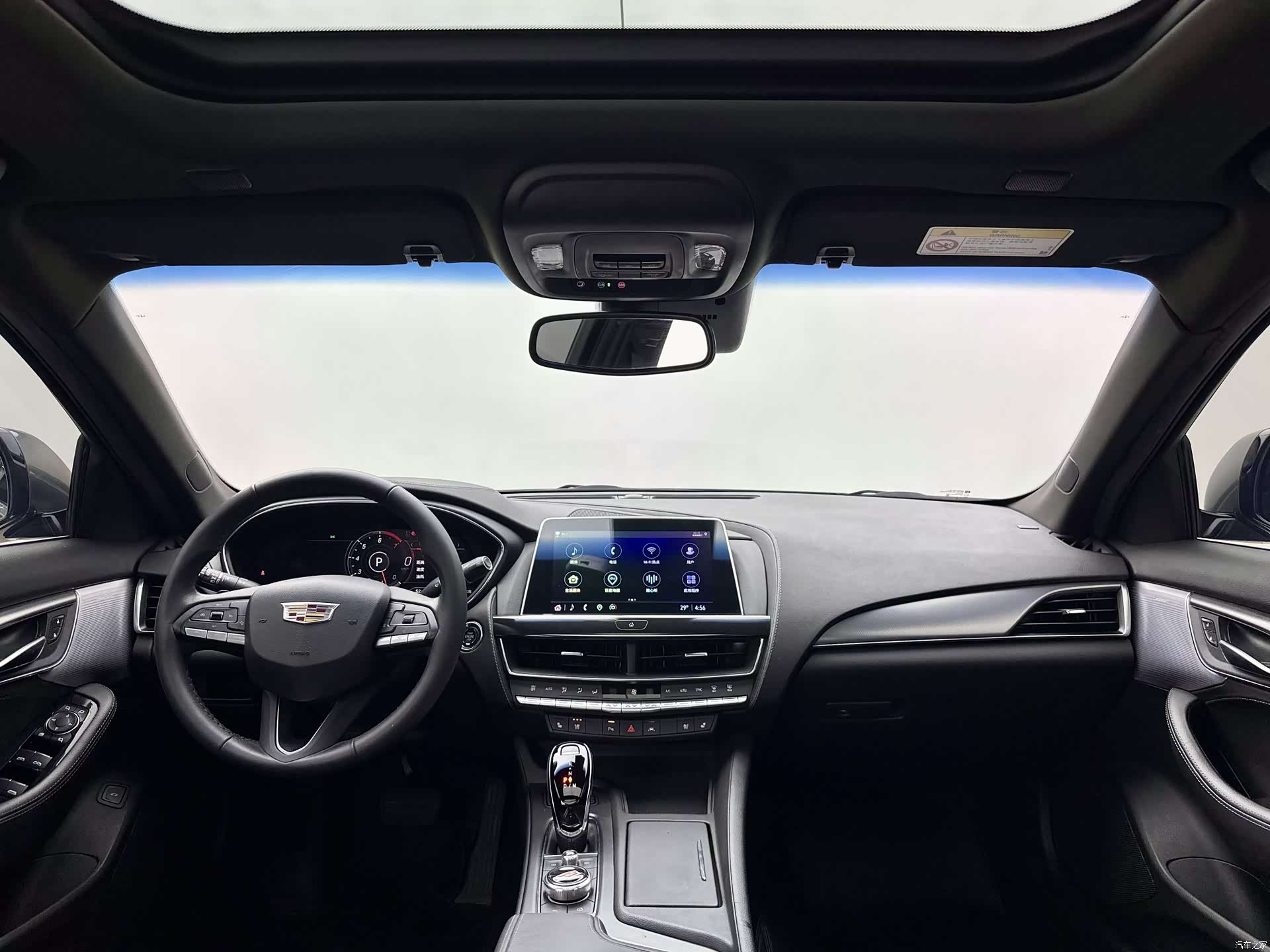 Cadillac CT5, 2024 все фото