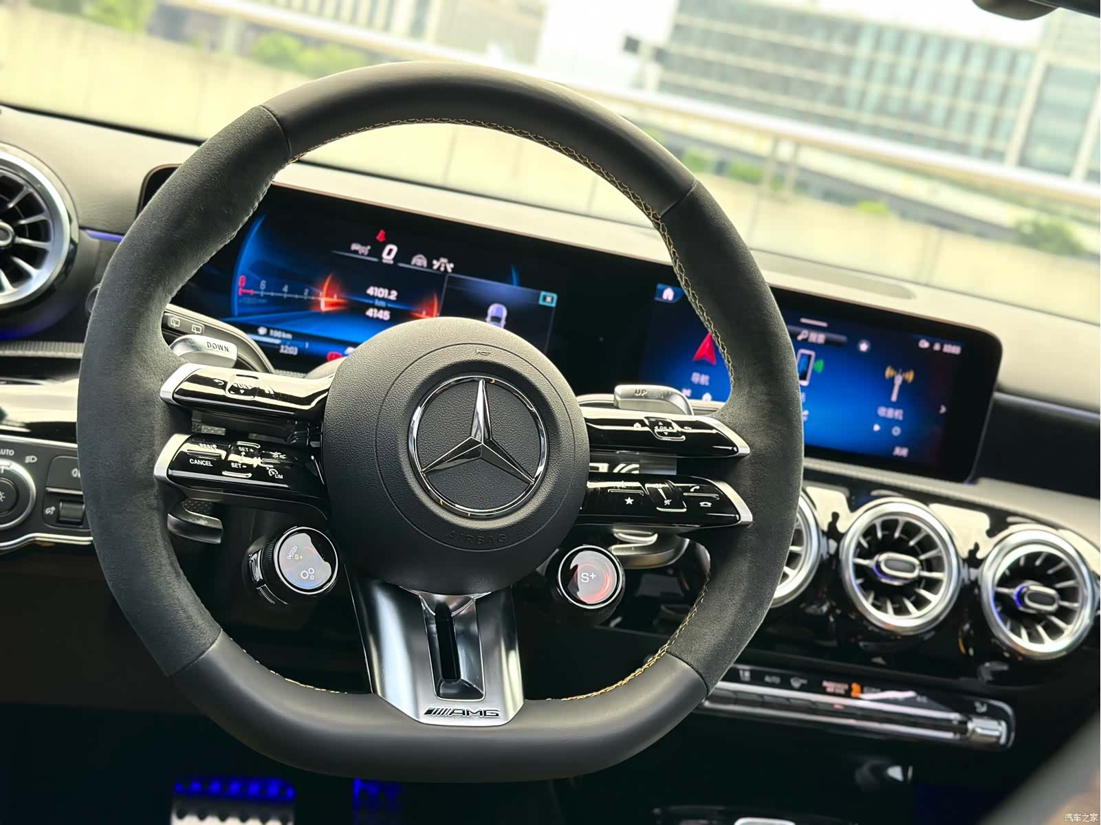 Mercedes-Benz A-Class, 2026 8