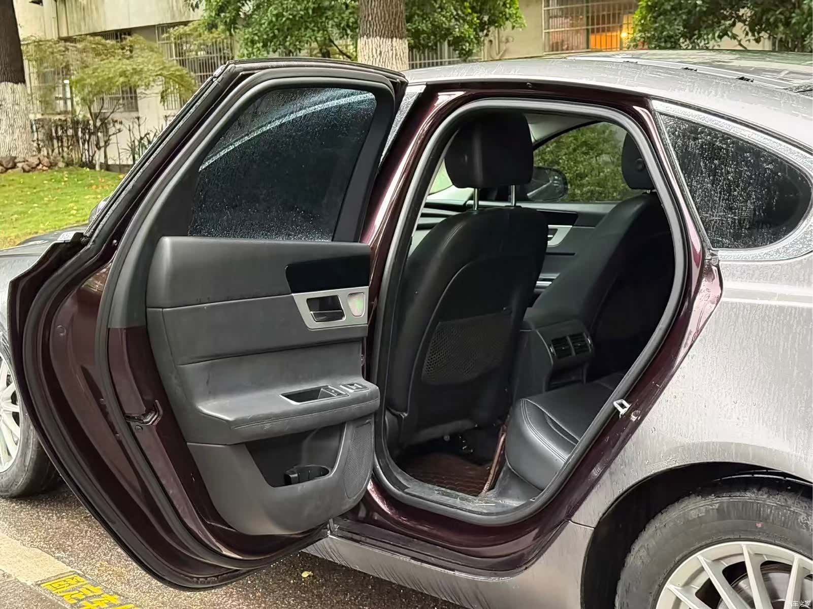 Jaguar XF, 2016 26