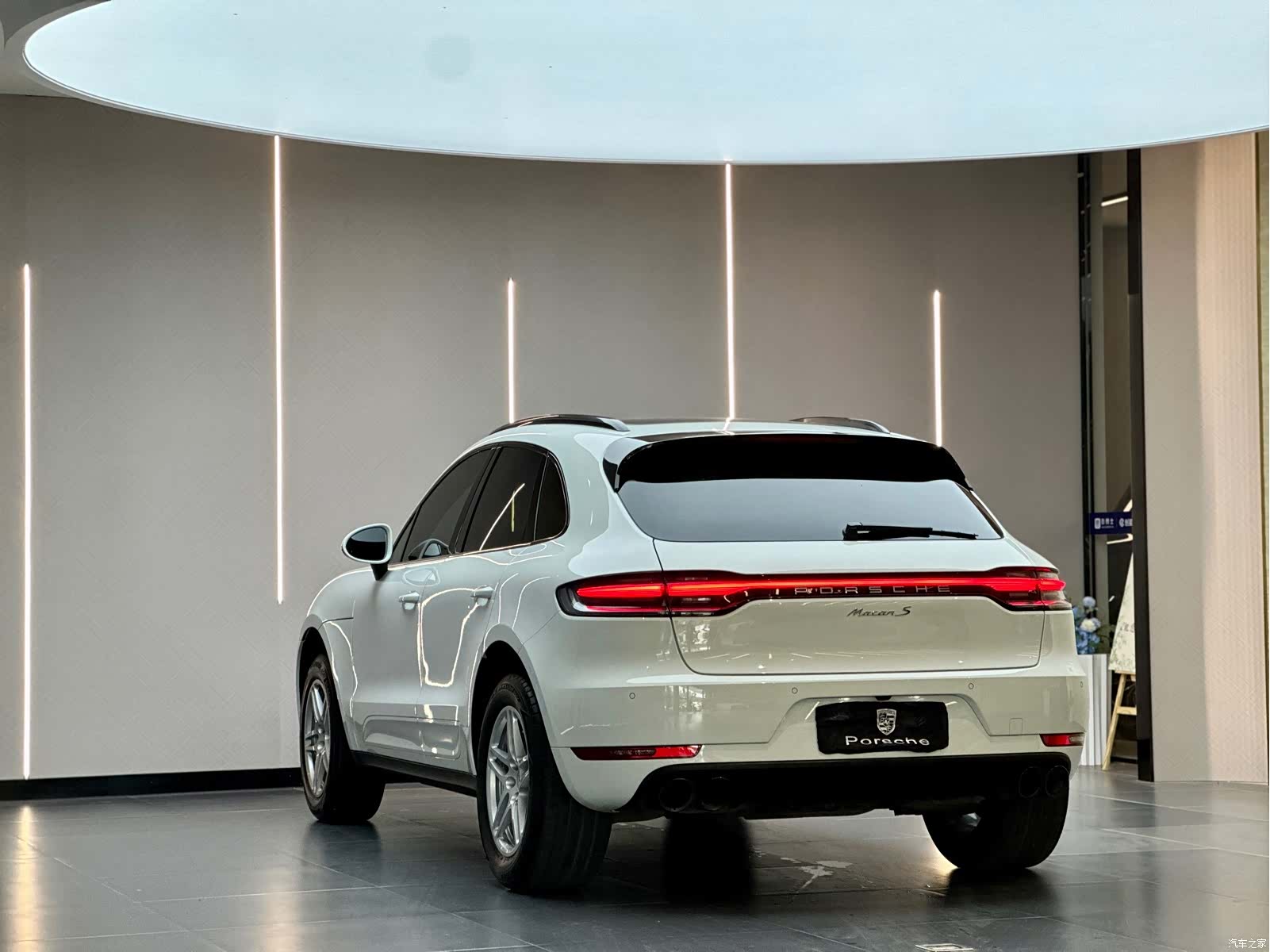 Porsche Macan, 2020 11