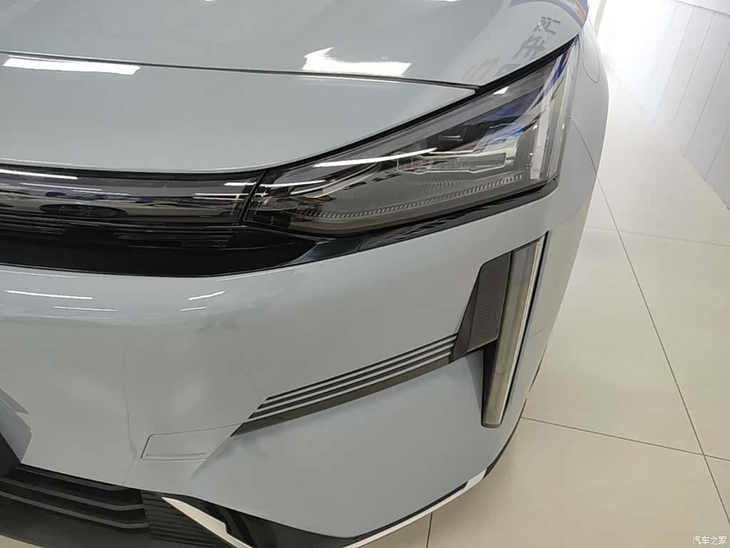 Geely Galaxy L6, 2025 24