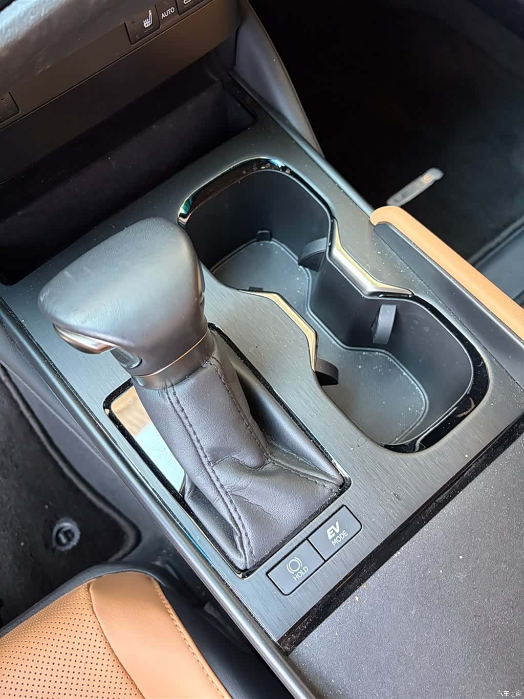 Lexus ES, 2024 14