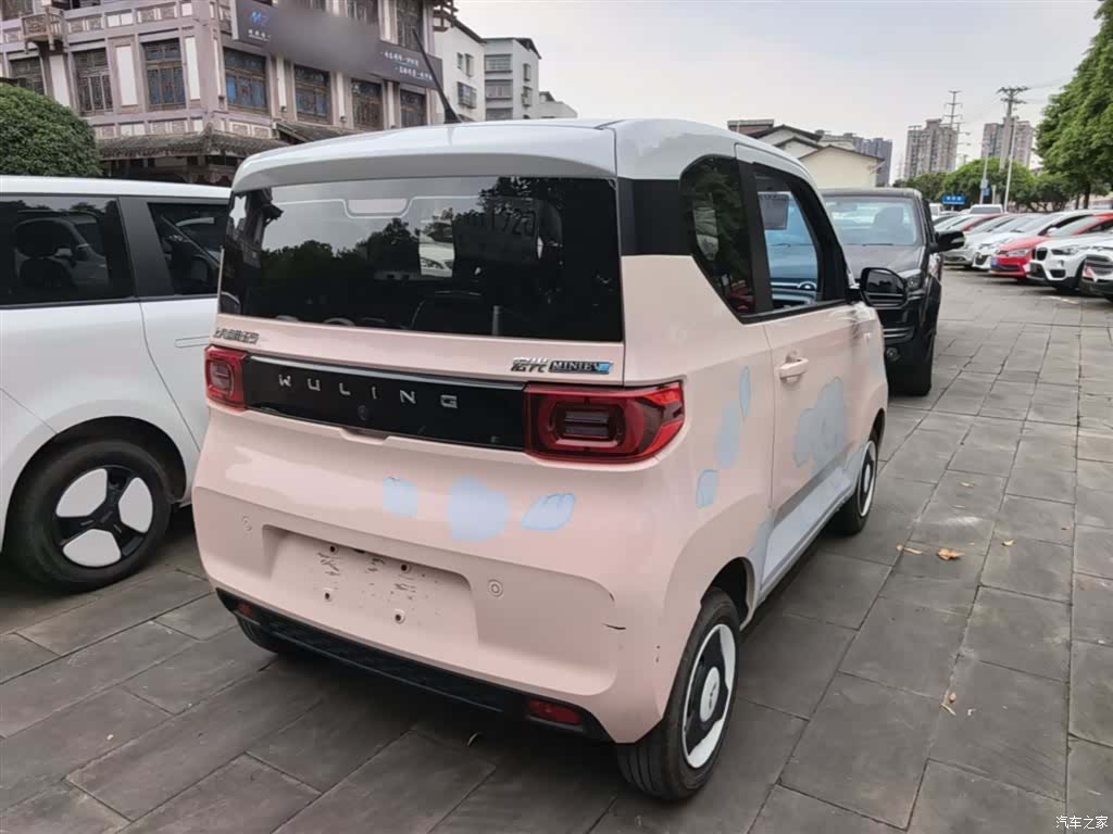Wuling MINIEV, 2021 7