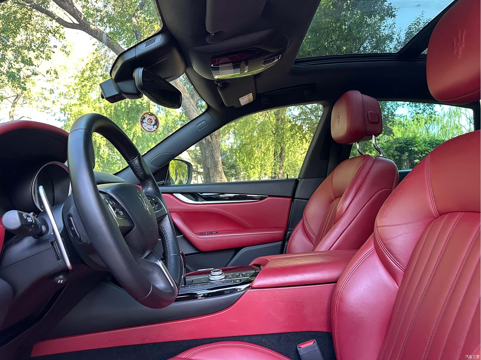 Maserati Levante, 2017 16