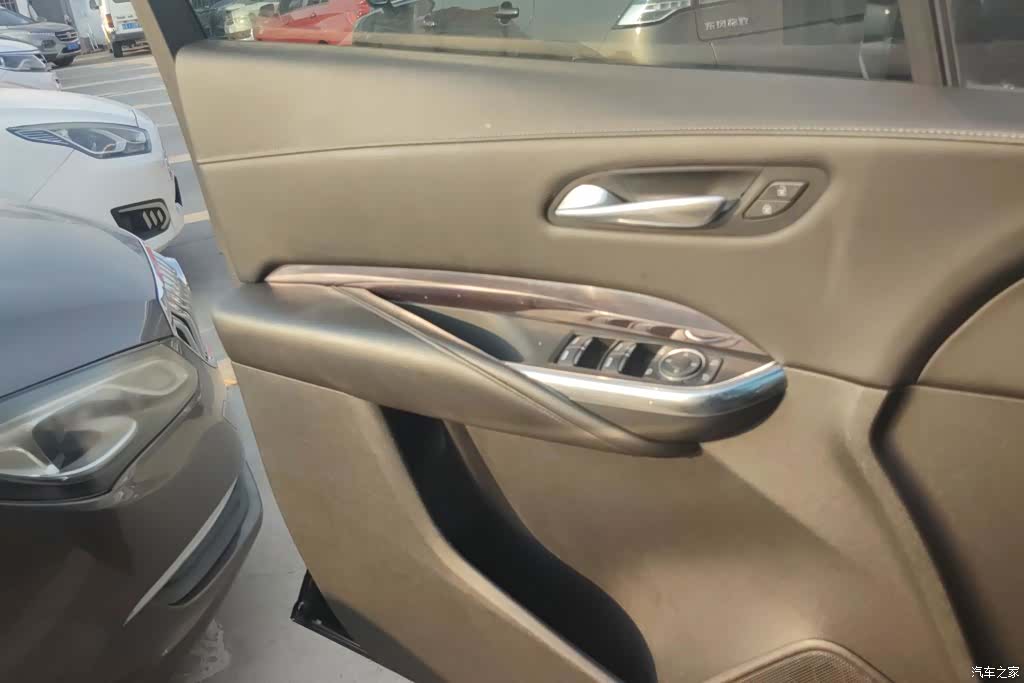 Cadillac XT4, 2021 7