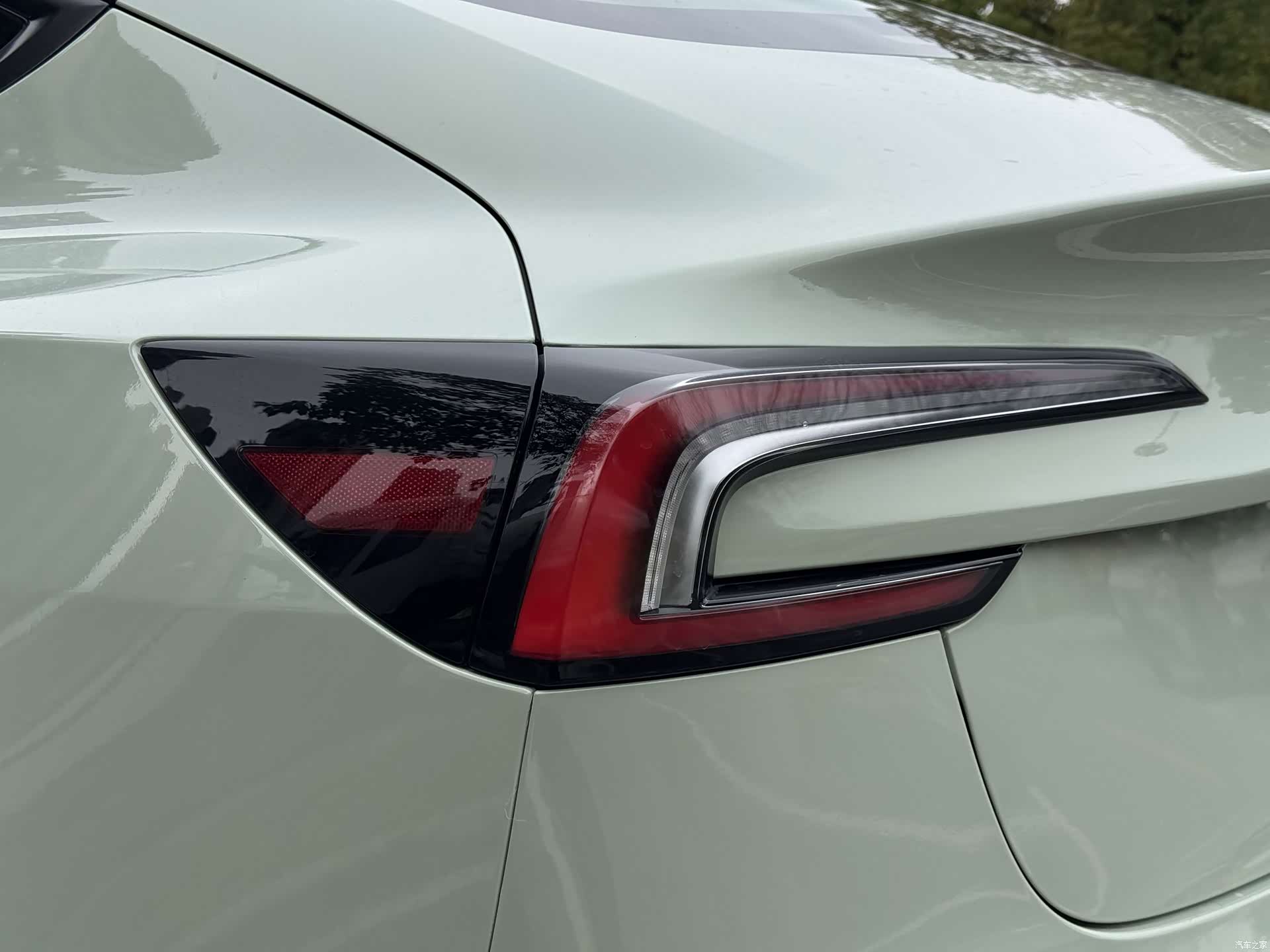 Tesla Model 3, 2024 14