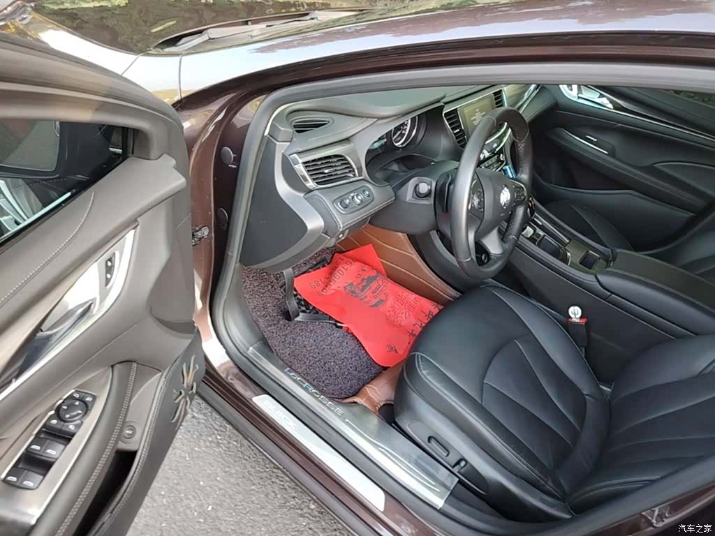 Buick LaCrosse, 2017 16