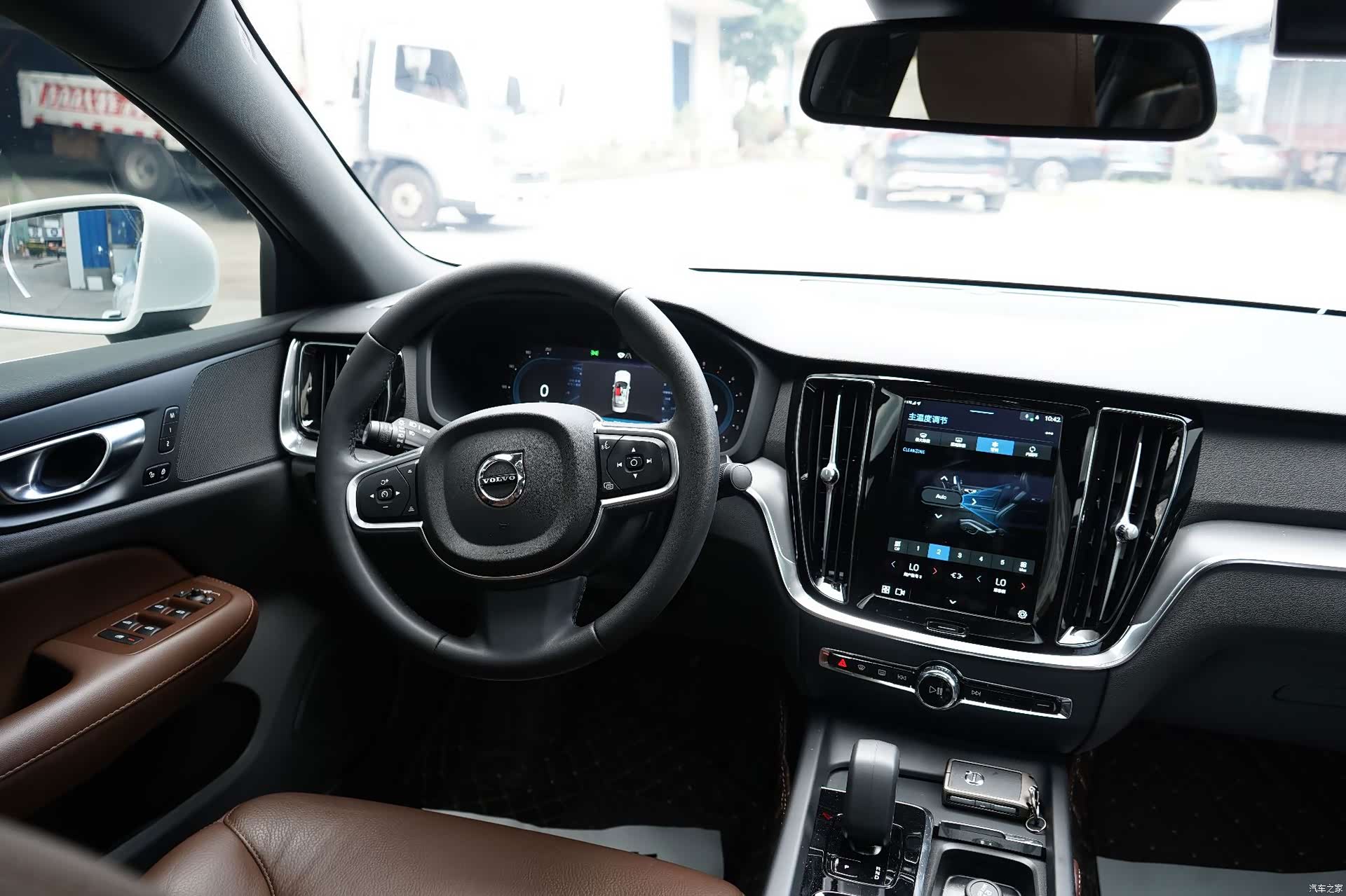 Volvo S60, 2024 12