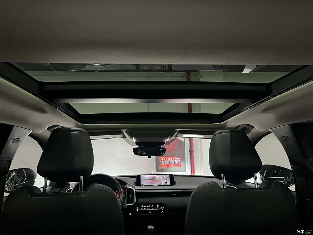 Mazda CX-50, 2023 11