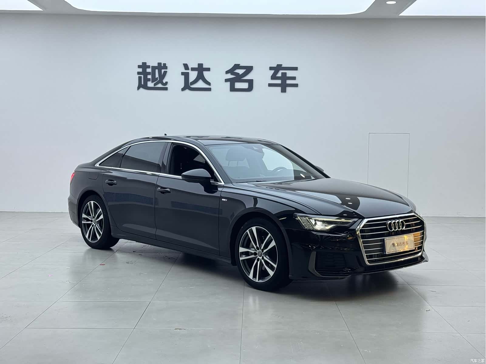 Audi A6L, 2021 3