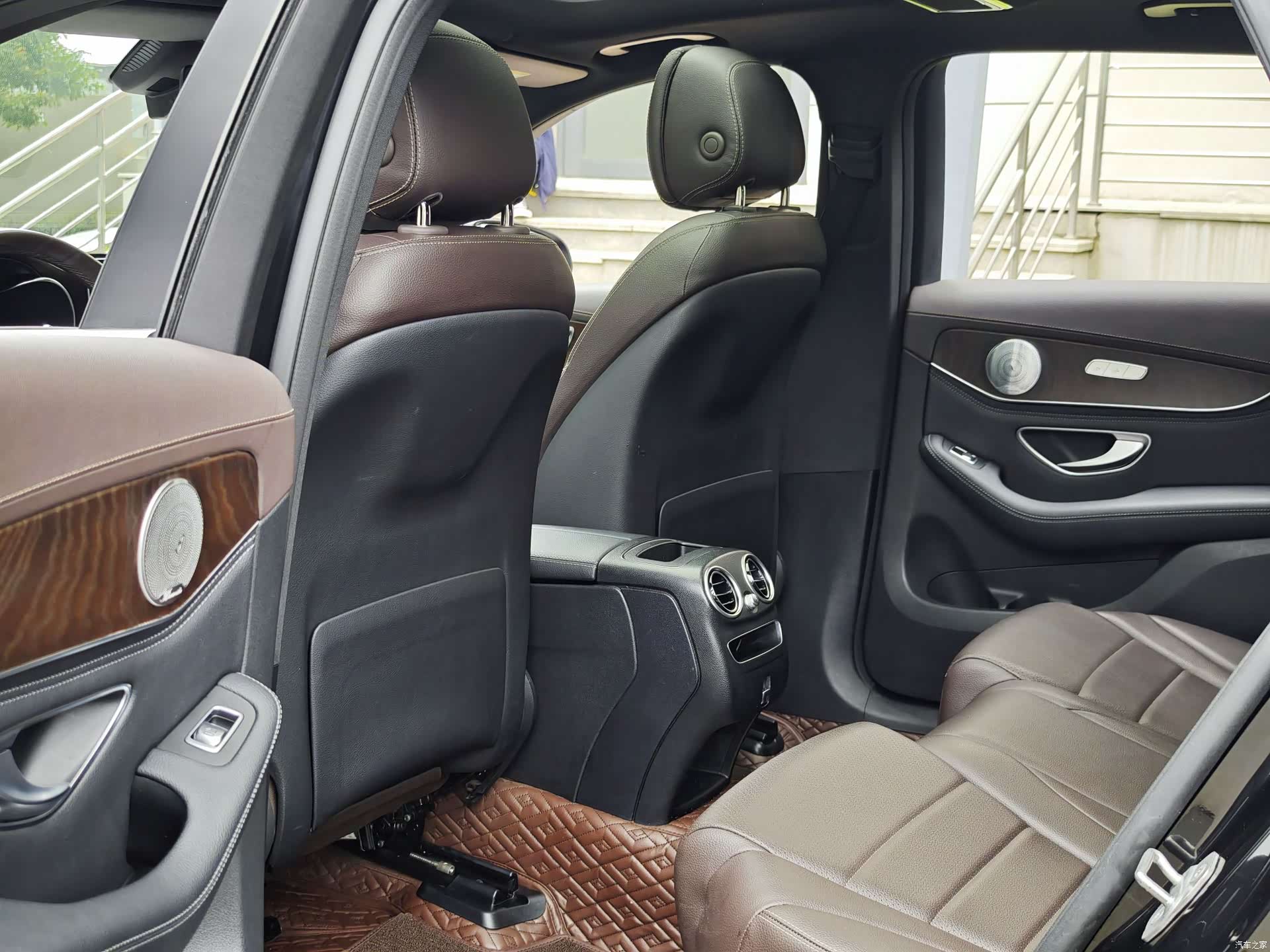 Mercedes-Benz GLC, 2020 15