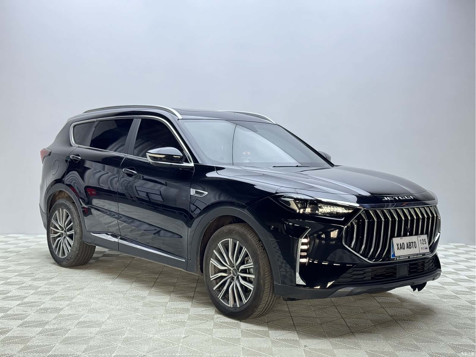 Jetour X70, 2023 3